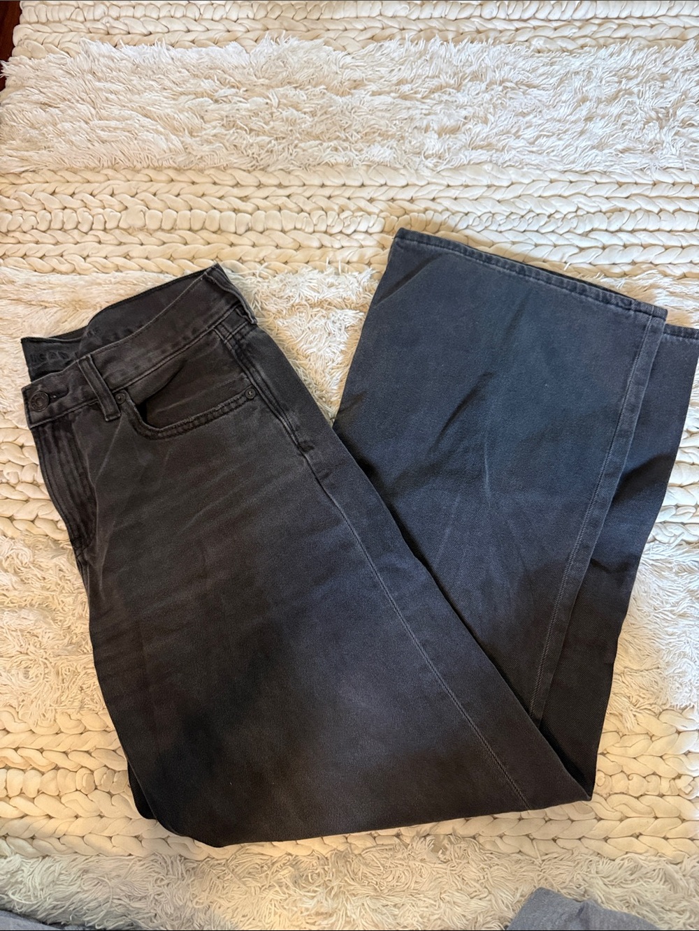 American Eagle Short Black Wide-Leg Jeans